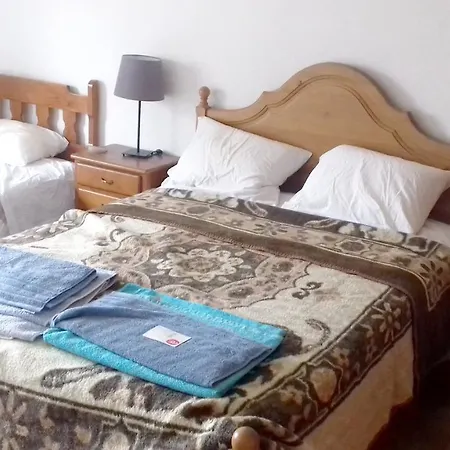 2 Bedrooms Appartement At Portimao 300 M Away From The Beach With Sea View And Furnished Garden Lejlighed *