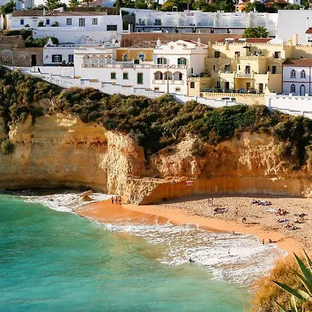 Lejlighed 2 Bedrooms Appartement At Portimao 300 M Away From The Beach With Sea View And Furnished Garden Portimão
